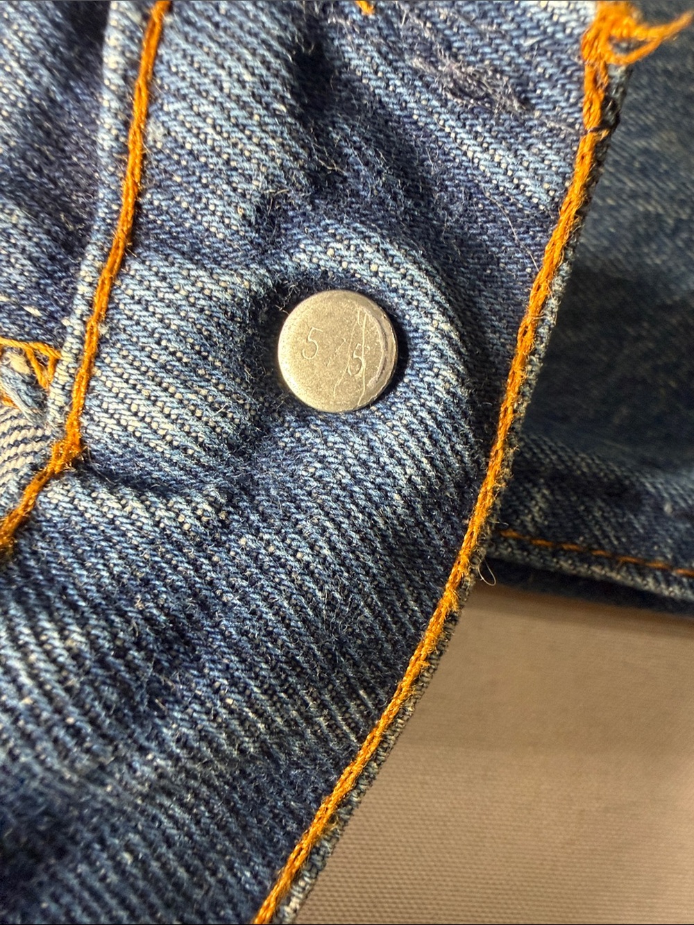 VINTAGE Levi's Jeans Size 33 36 20517-0217 Orange Tab Straight Leg - Picture 4 of 16